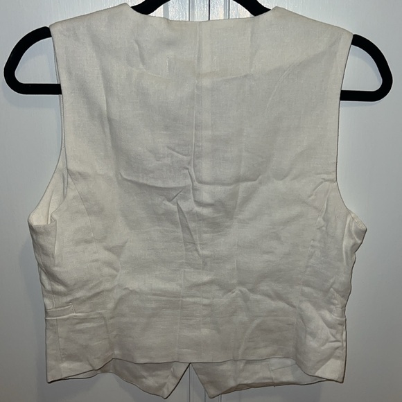 Linen vest - Picture 3 of 4
